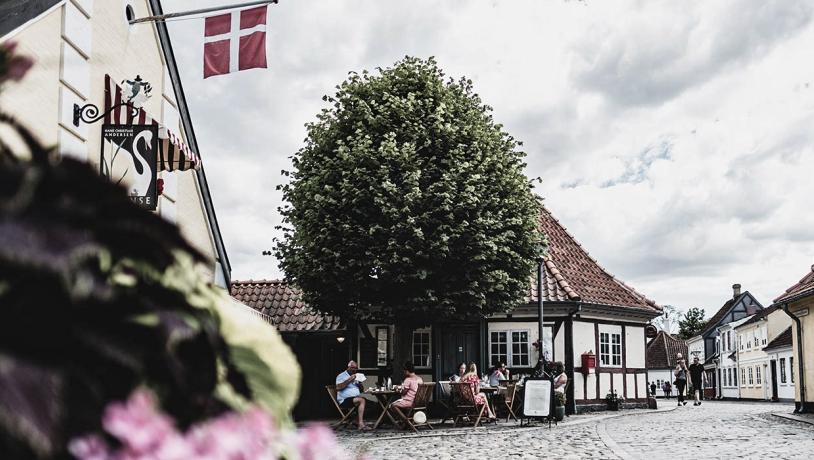 Hans Jensens stræde museum og brosten