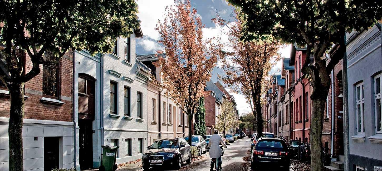 paa cykel i fredensgade efteraar