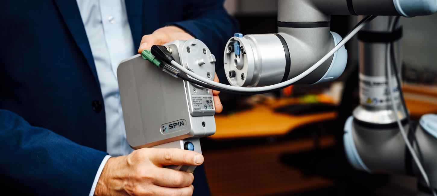 Spinrobotics