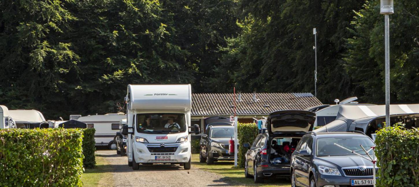 autocamper på DCU Camping 2