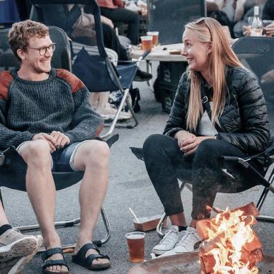 Bålfad uden for Storms Pakhus