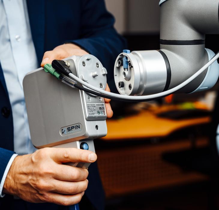 Spinrobotics