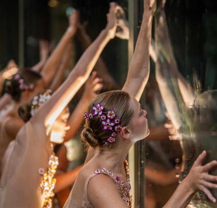 Balletpiger skubber H.C. Andersens Hus